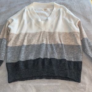 White & gray v-neck sweater